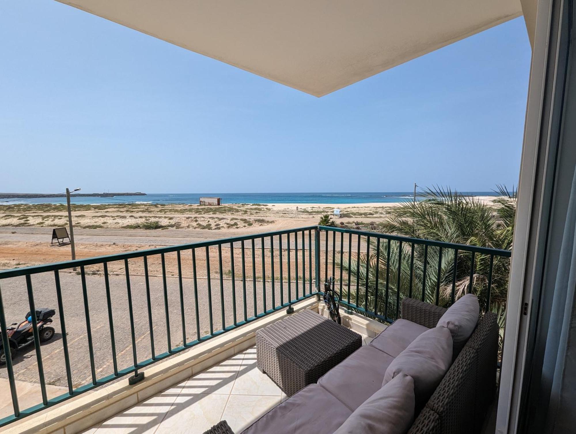 Vila Cabral 2 Apartments - Ac Sal Rei Bagian luar foto